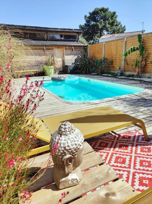 Вілла Tiny House Avec Jardin Et Acces Piscine Chauffee Сен-Медар-ан-Жаль Екстер'єр фото